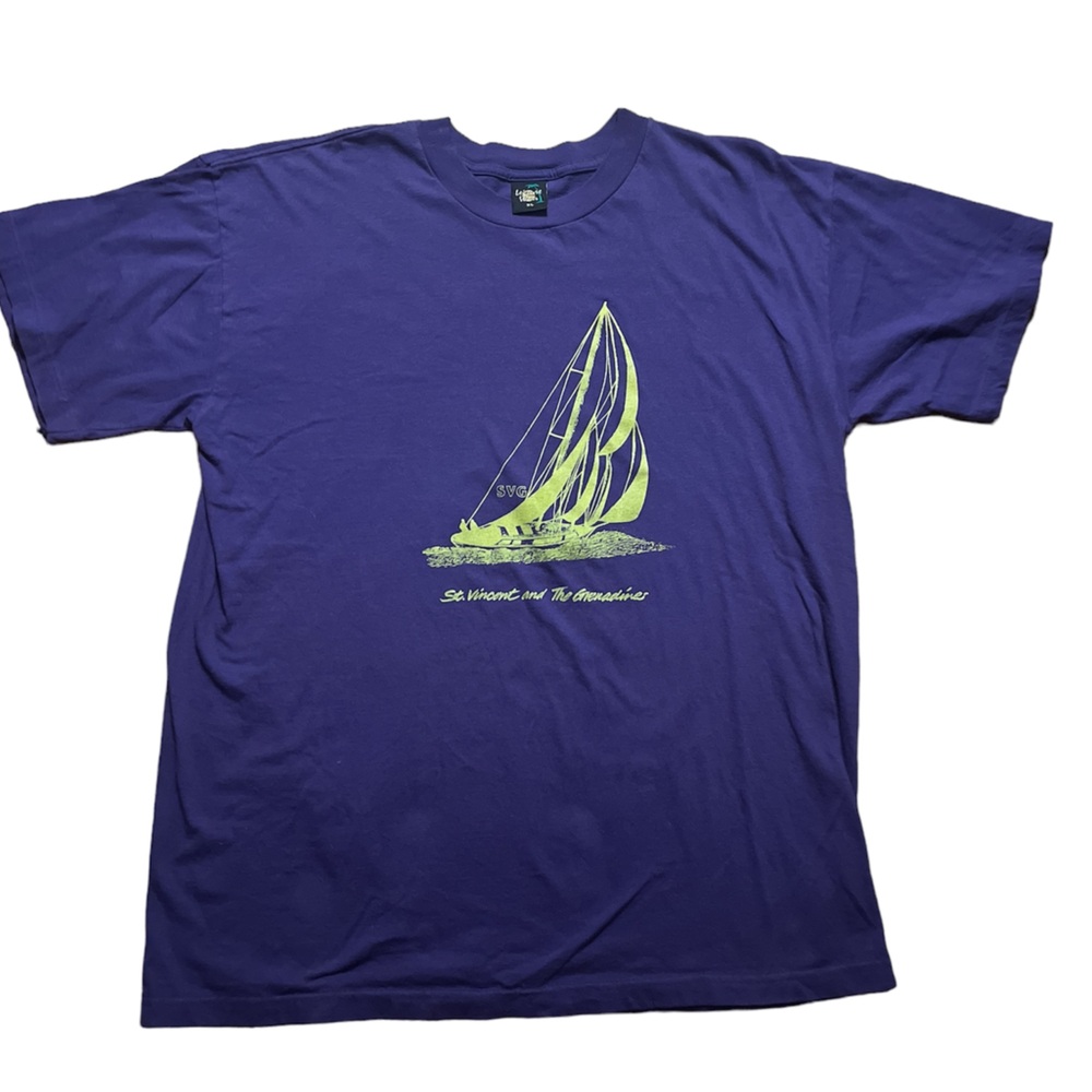 Vintage Purple Graphic T shirt St. Vincent island size extra large
